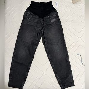Maternity Full Panel Slouchy Taper Black Cut-Off Jeans. Size 8 Long.